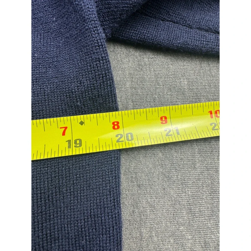 Banana Republic Mens Navy Blue Extra Fine Merino Wool V-Neck Sweater Medium‎